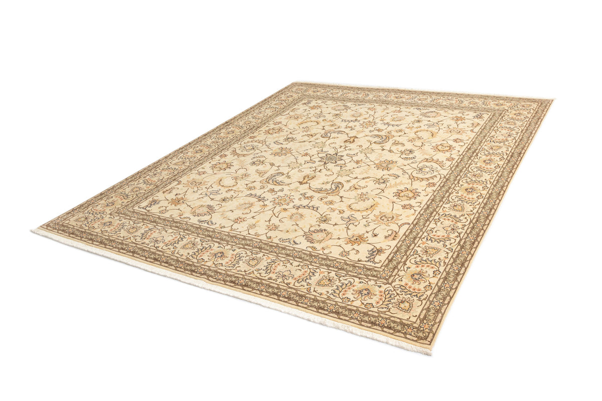 301x245 Tabriz fine