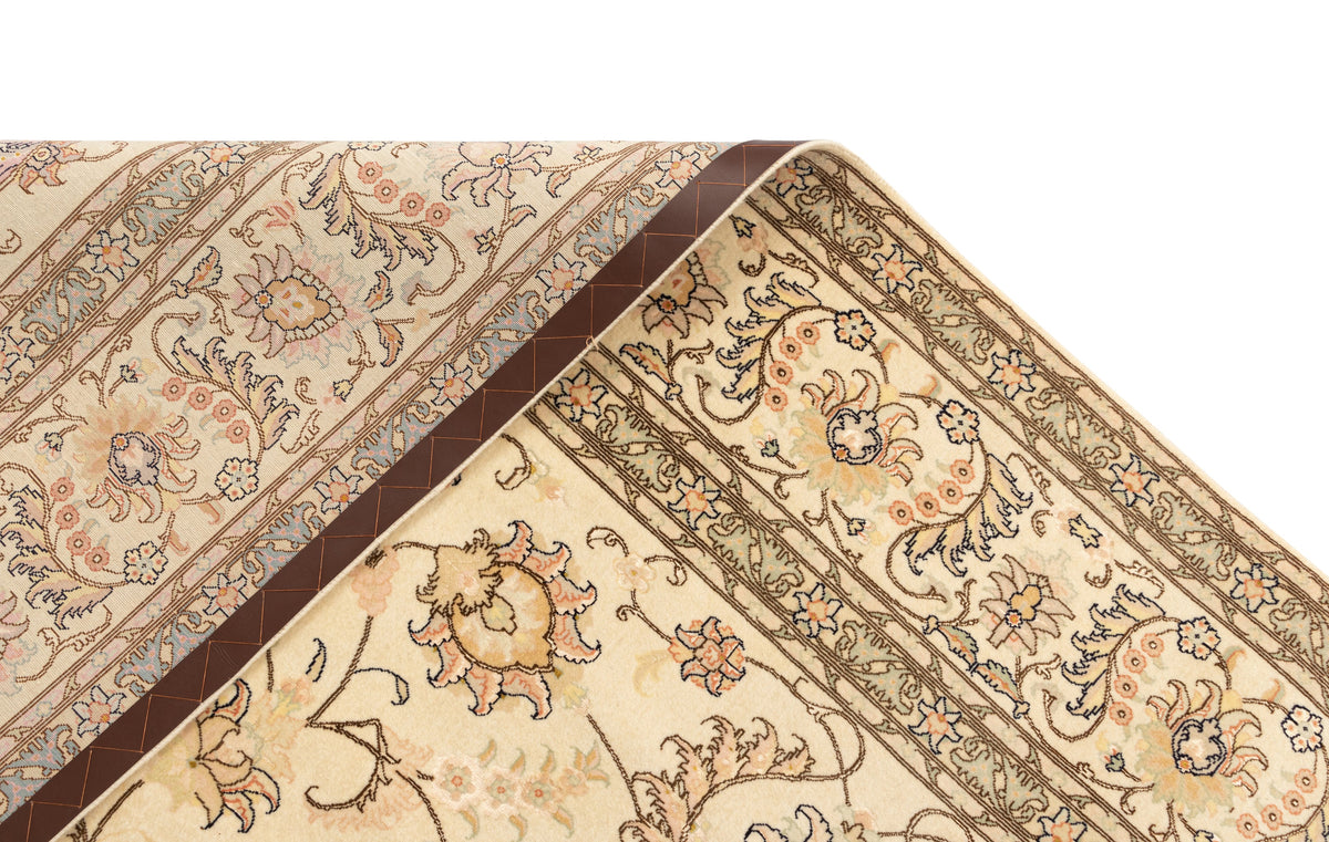 301x245 Tabriz fine
