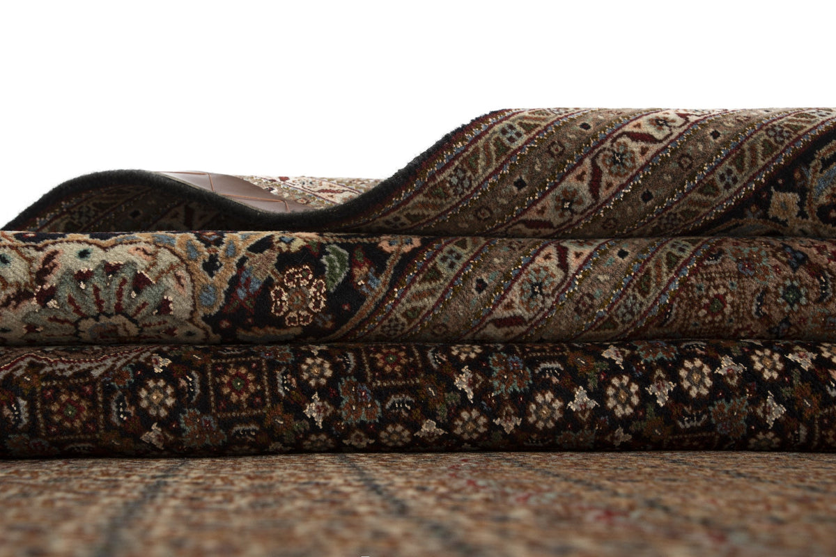 401x296 Mahi di Tabriz con seta