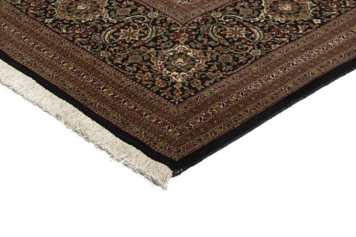 411x304 Mahi di Tabriz con seta