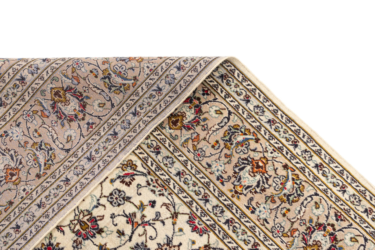 335x245 Kirman