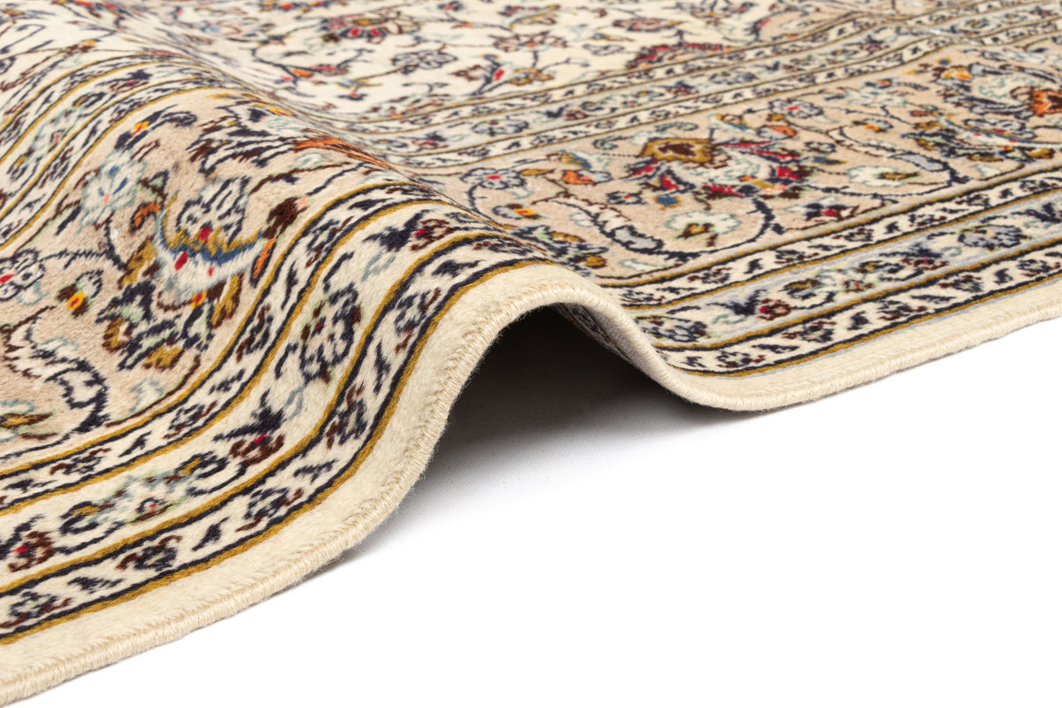 335x245 Kirman