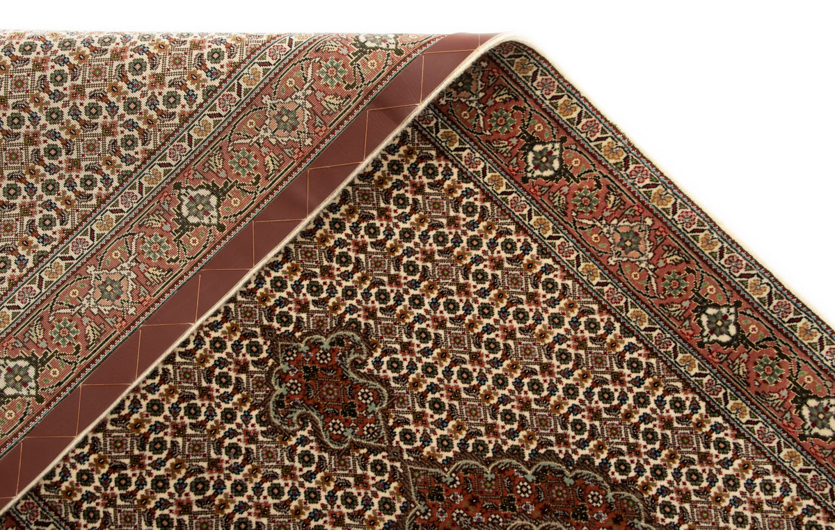 346x87 Tabriz Mahi avec soie