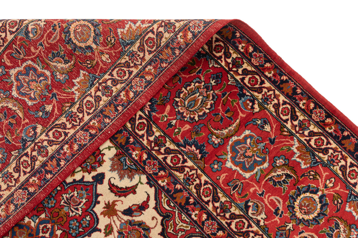 380 x 267 Isfahan