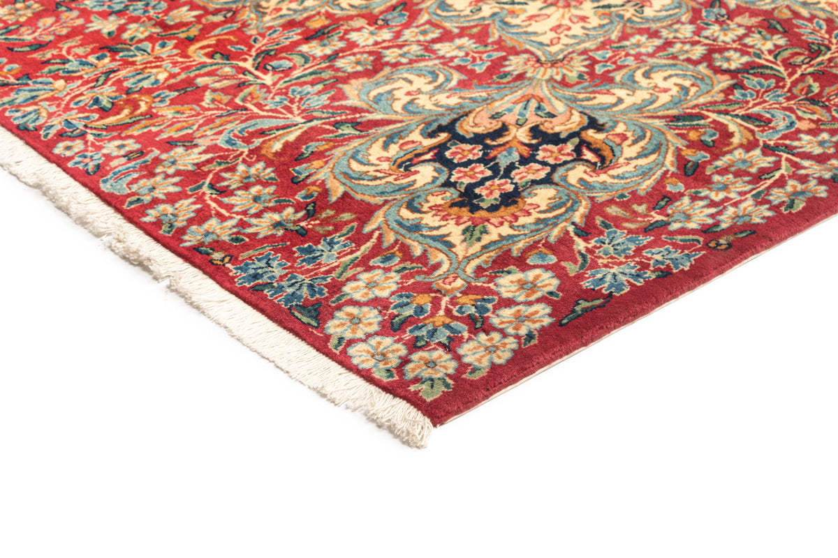 425 x 309 Kirman