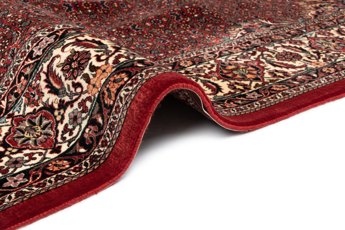 354x250 Bidjar with silk