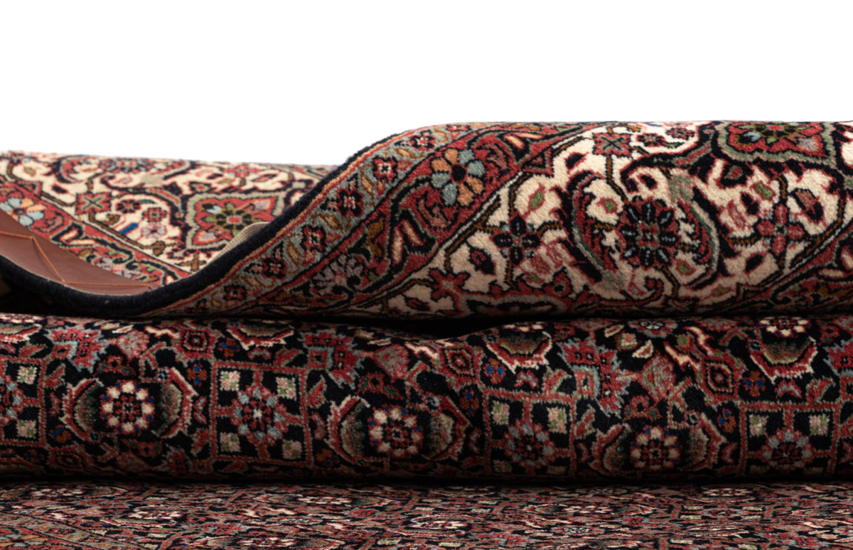 205 x 205 Bidjar