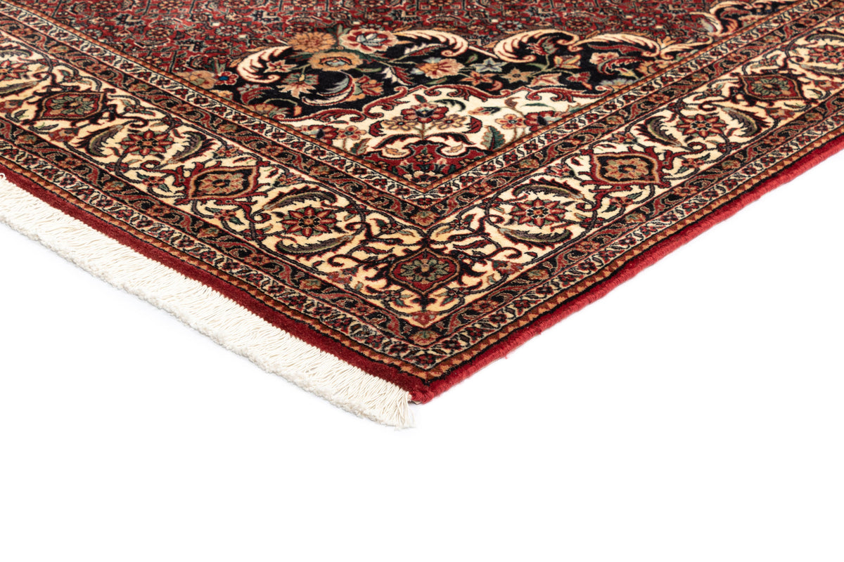 241 x 172 Bidjar mit Seide