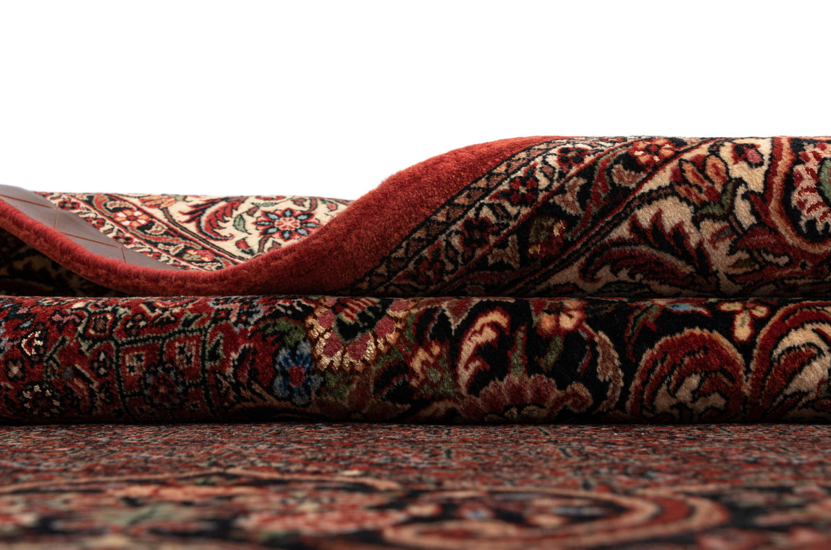 240x168 Bidjar with silk