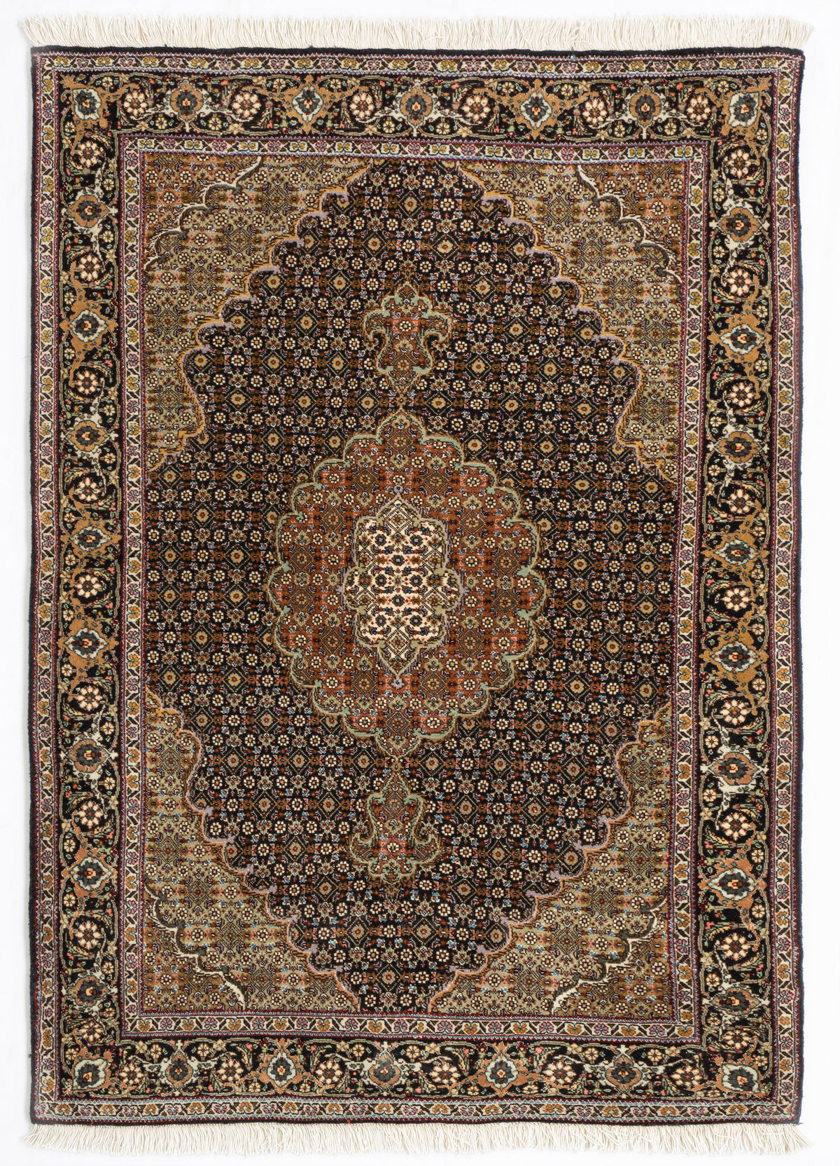 148 x 103 Täbriz Mahi mit Seide
