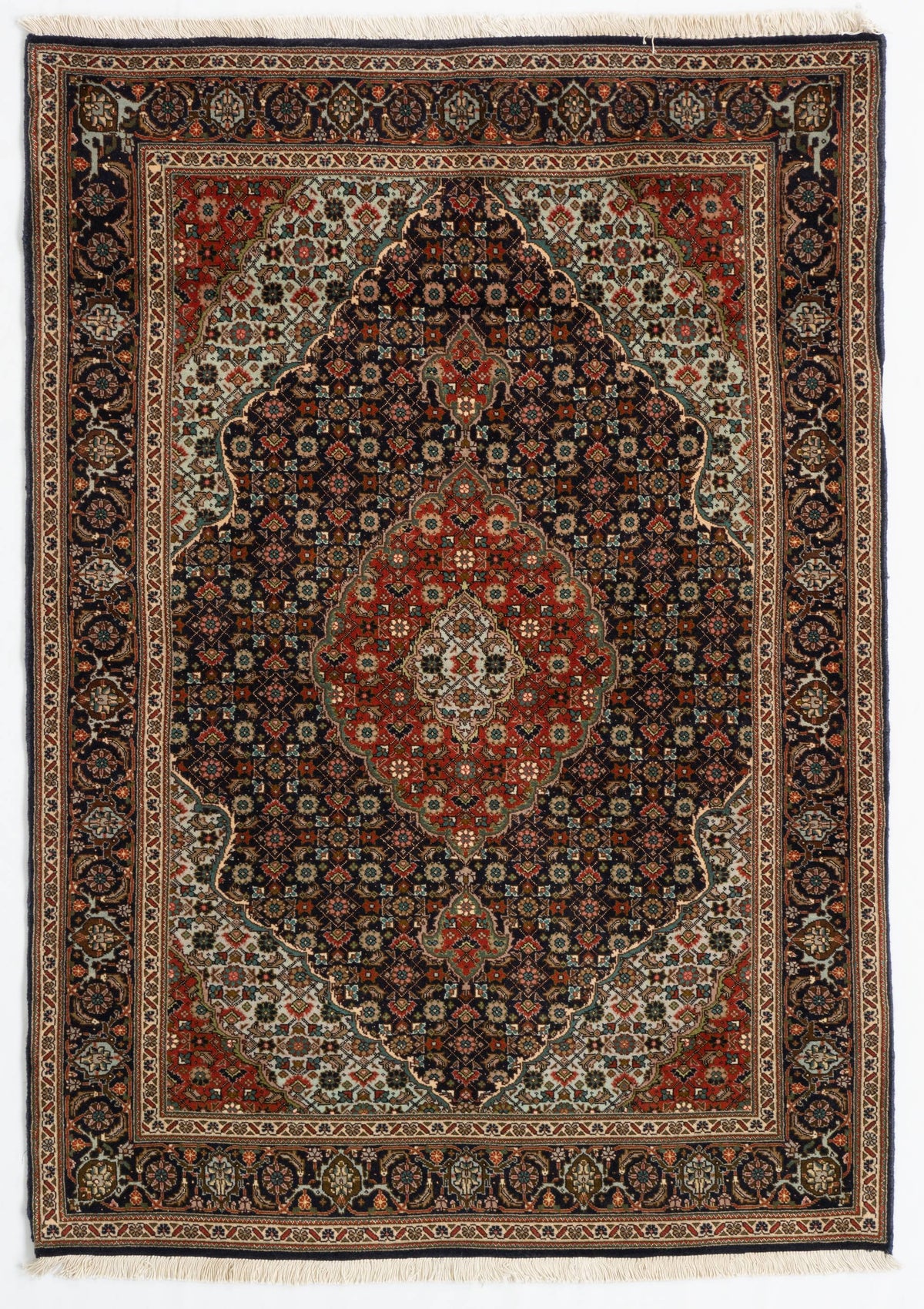 199x150 Tabriz Mahi avec soie