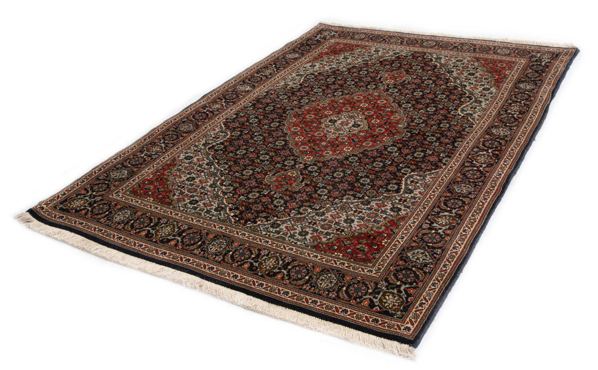 199x150 Tabriz Mahi avec soie