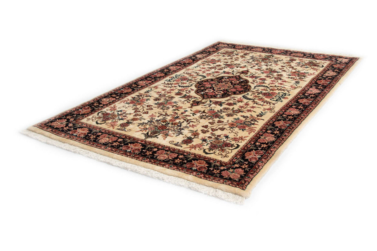 205 x 153 Bidjar