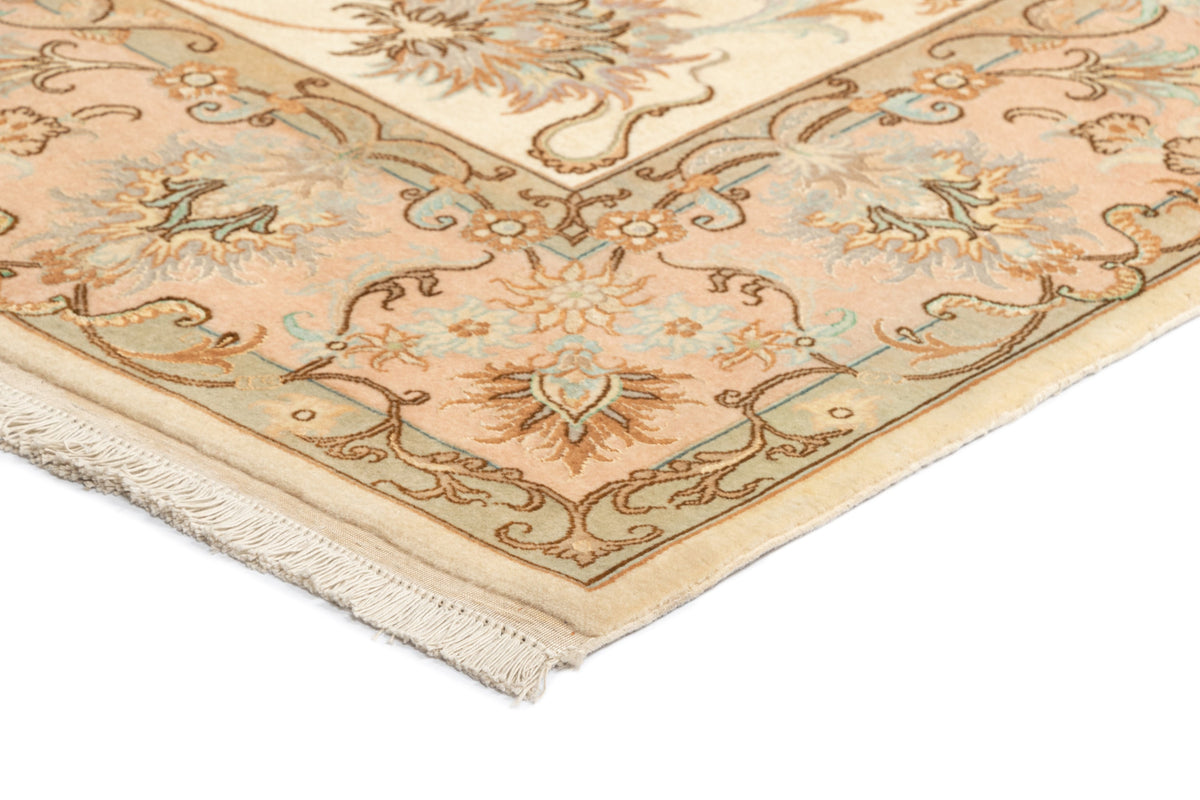 251x148 Tabriz fine