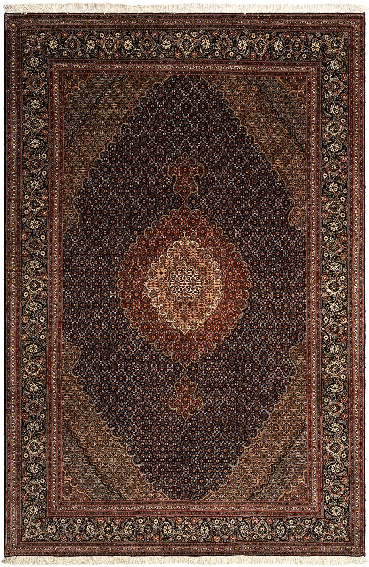 305x202 Tabriz Mahi avec soie