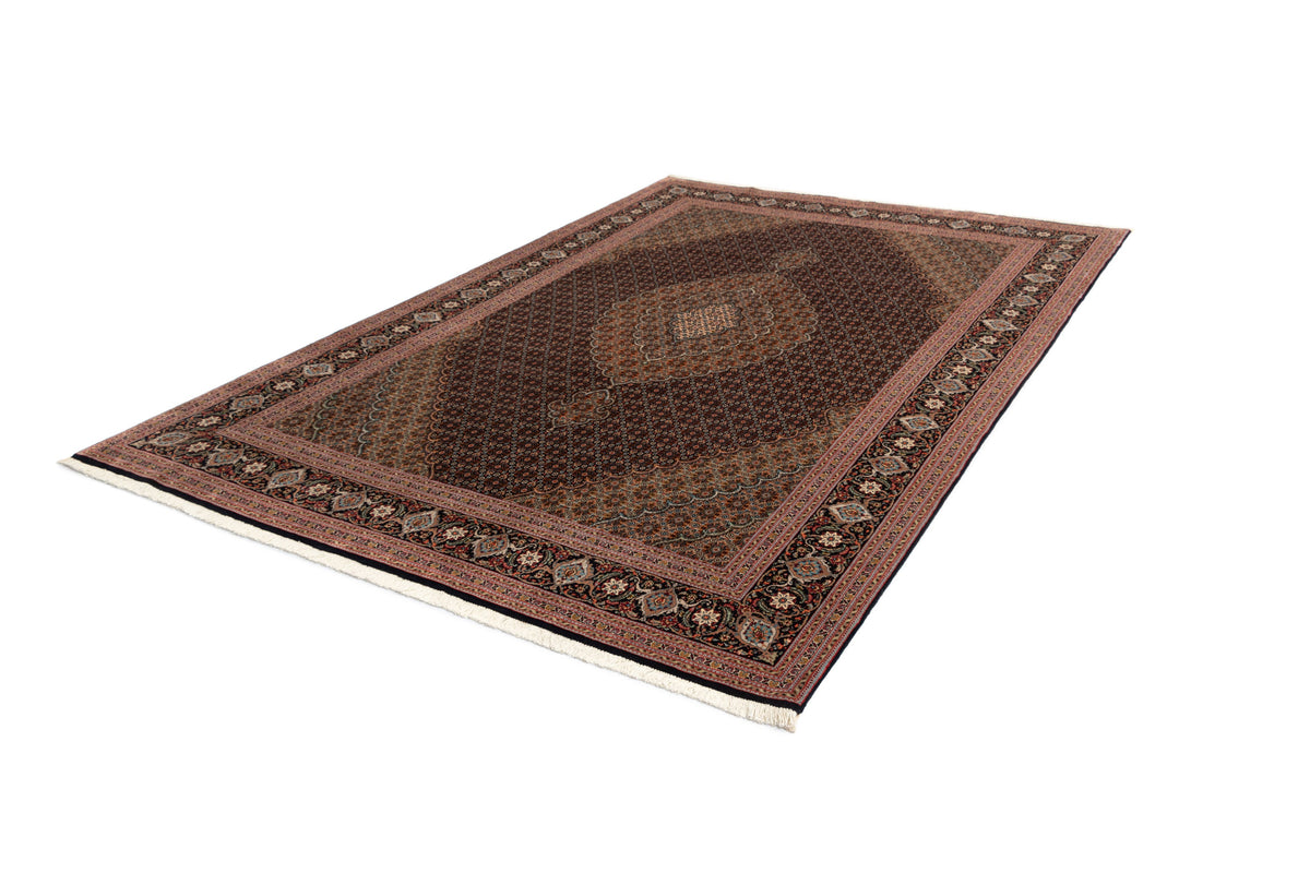 300x202 Tabriz Mahi con seta