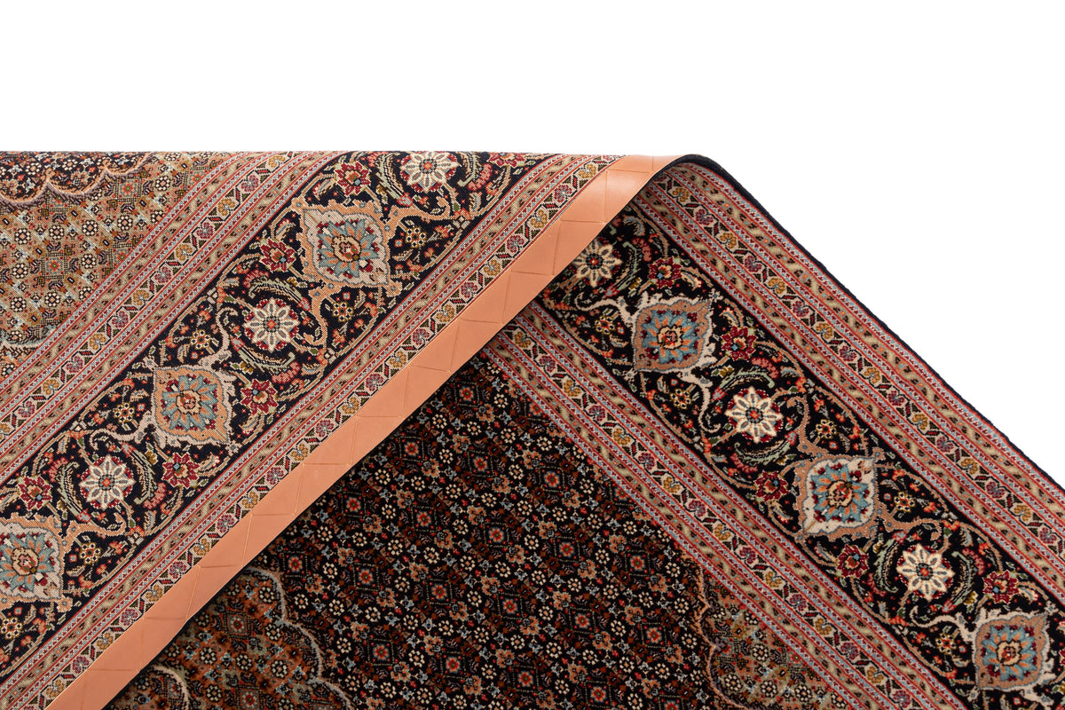 300x202 Tabriz Mahi con seta