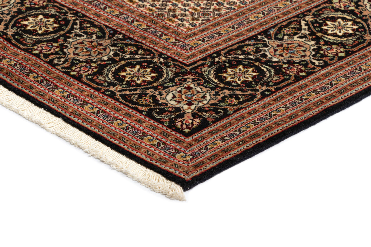 305x210 Mahi di Tabriz con seta
