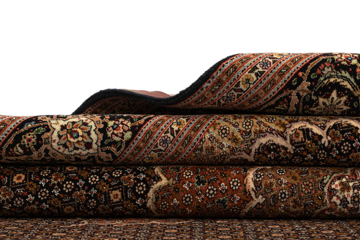 305x210 Mahi di Tabriz con seta