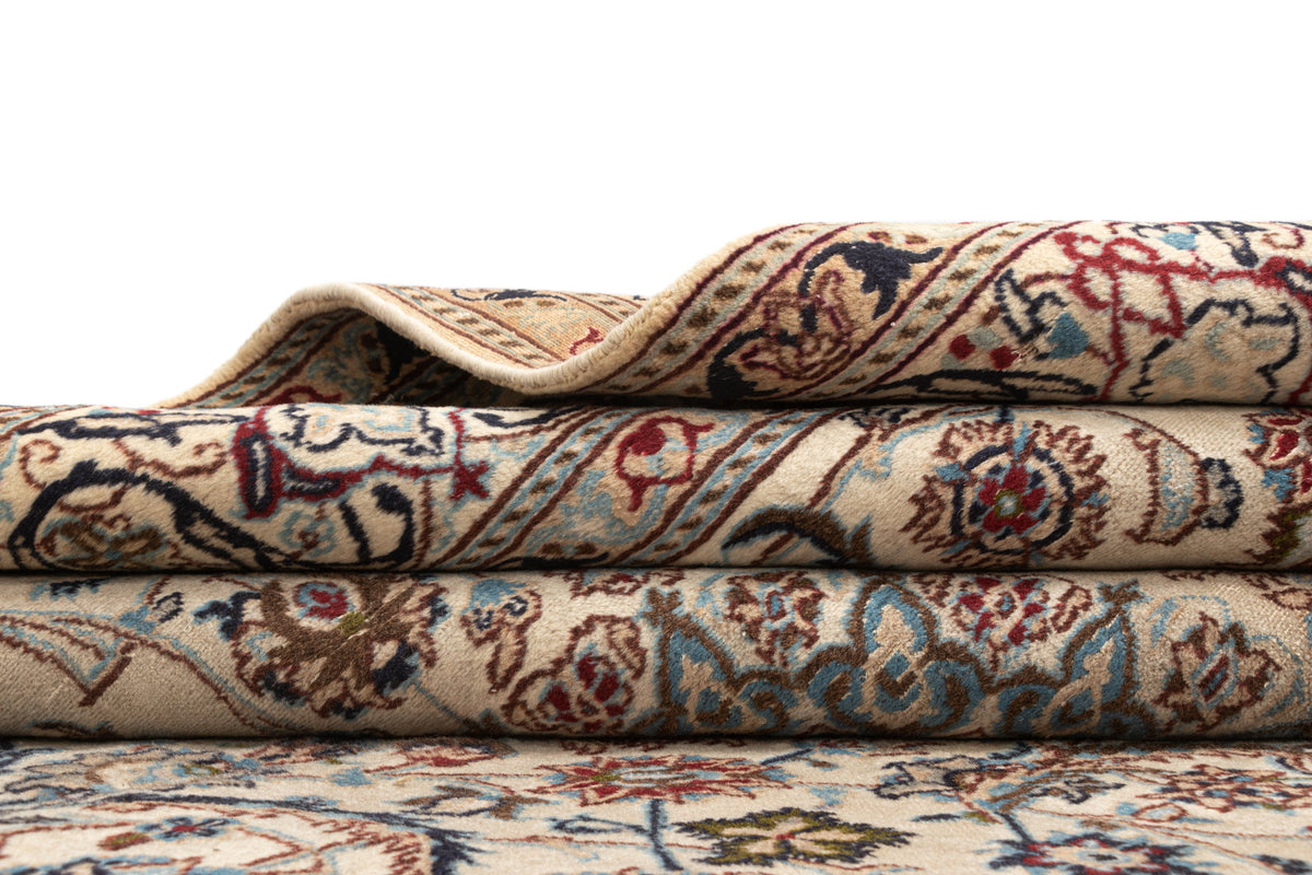 300x195 Naïn Tabas