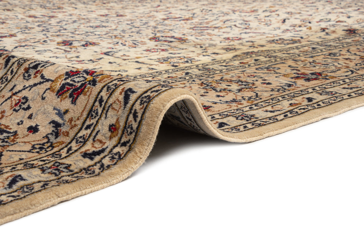 355 x 246 Kashan