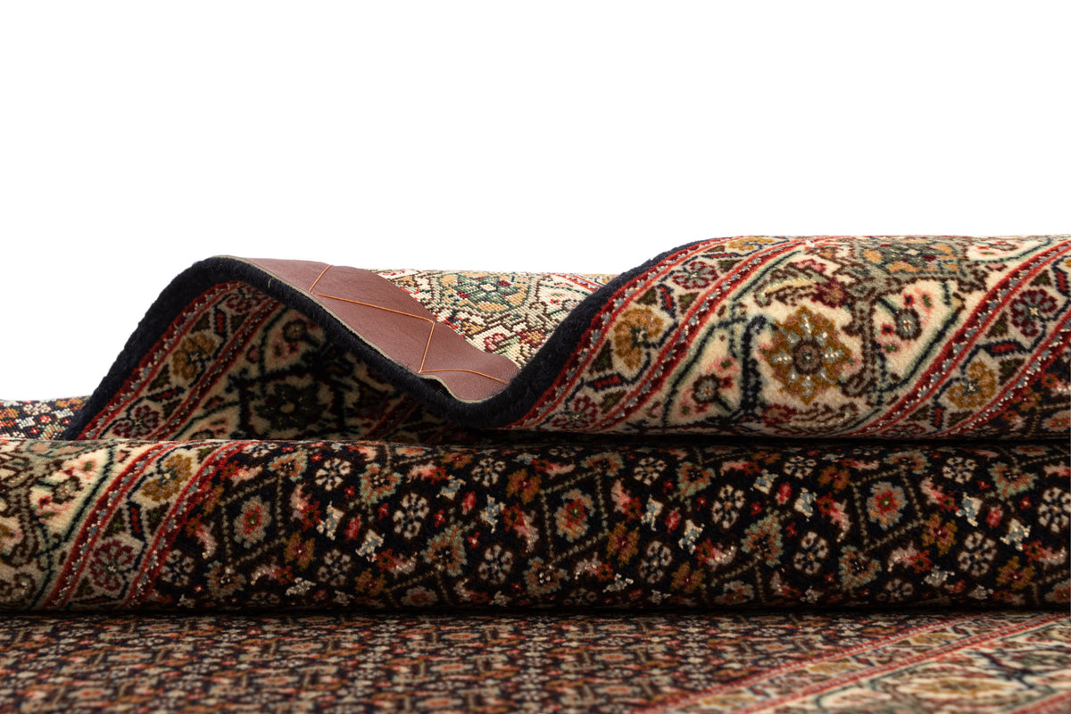 197x82 Tabriz Mahi