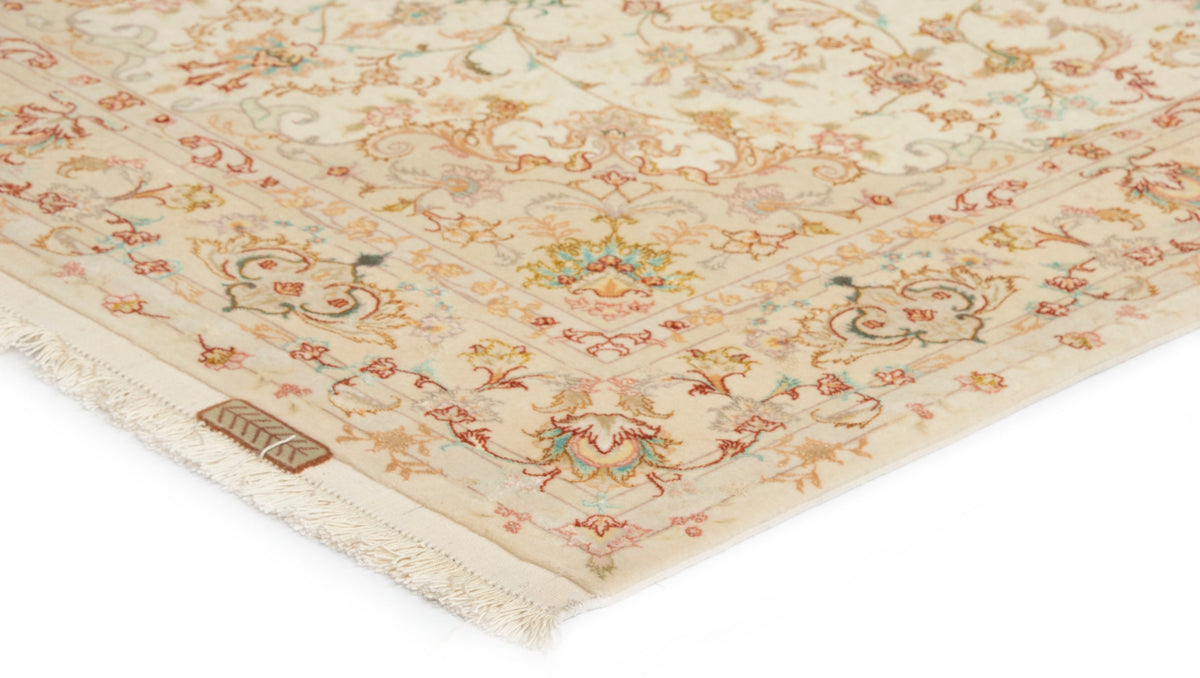 214x151 Tabriz on and with silk