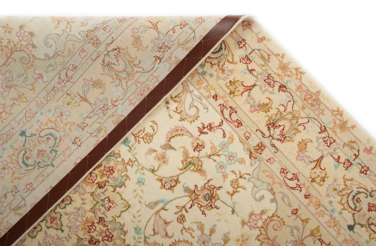 214x151 Tabriz on and with silk