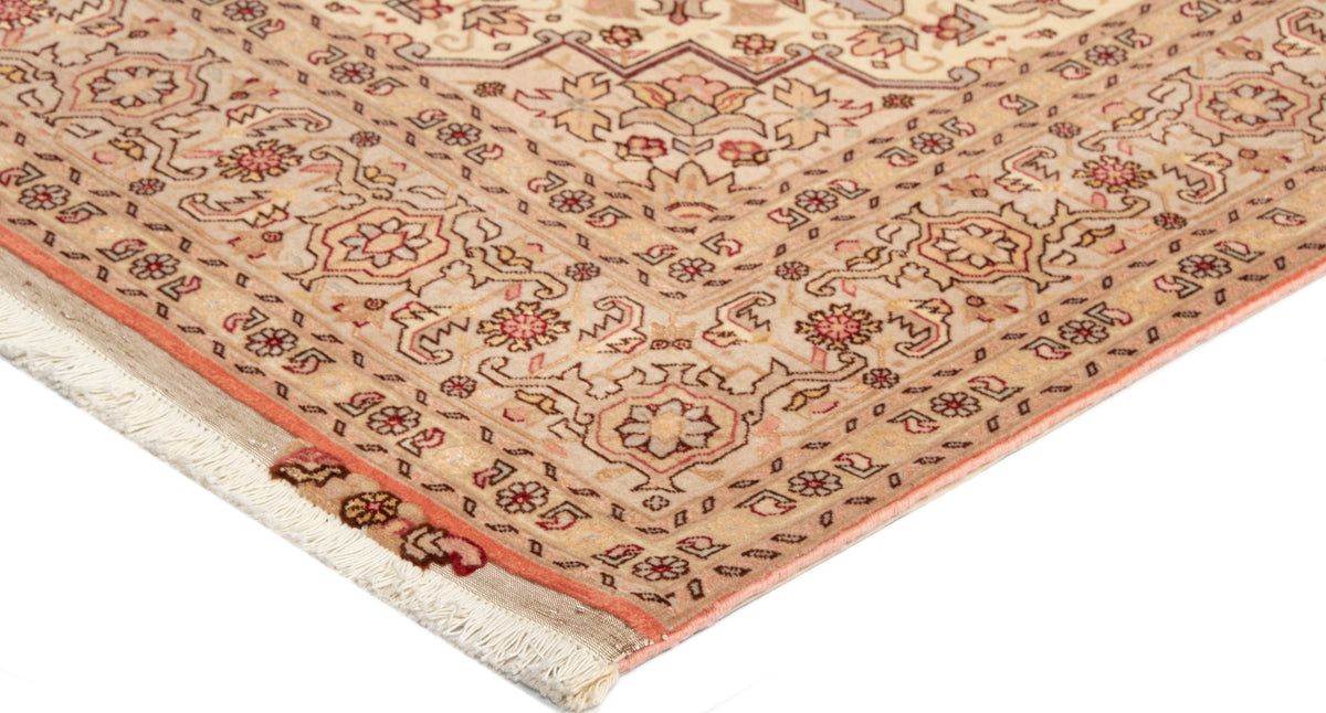 212x153 Tabriz con seta