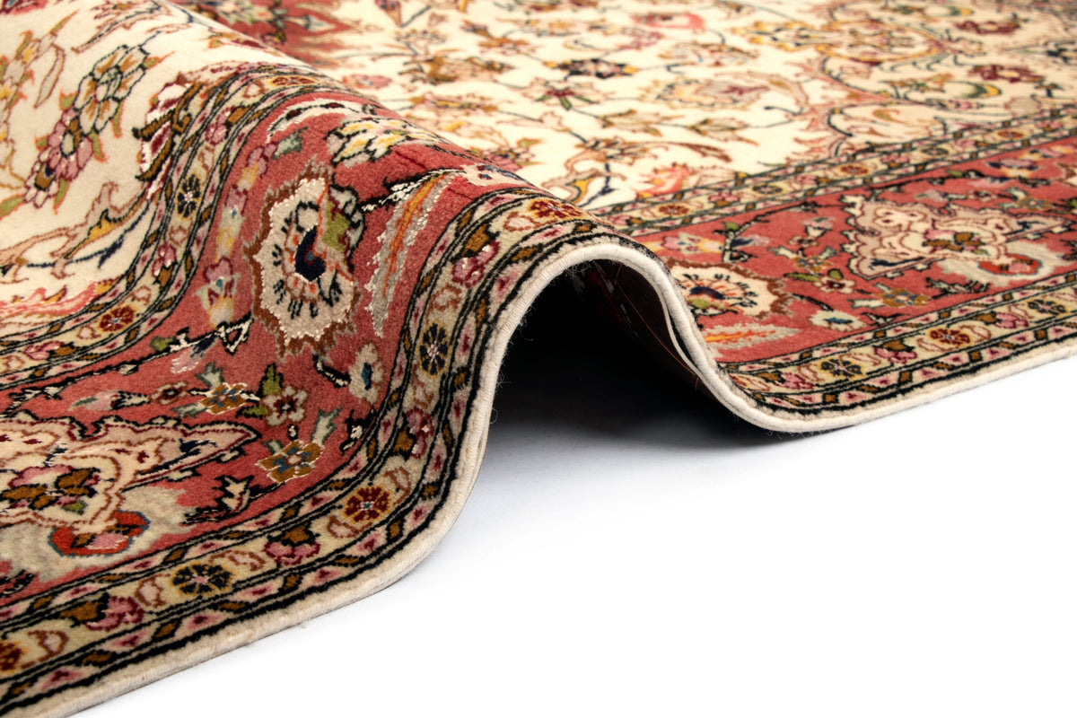 211x153 Tabriz con seta