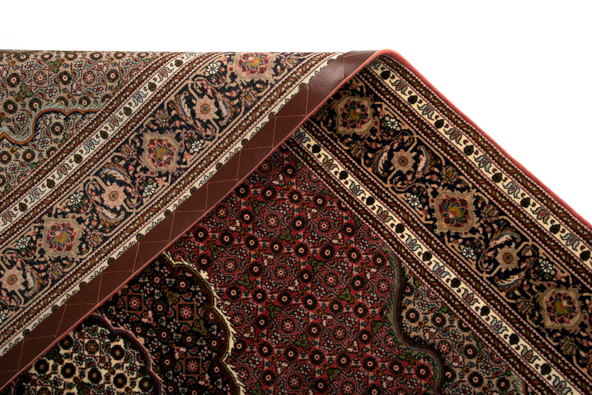 203x150 Tabriz Mahi