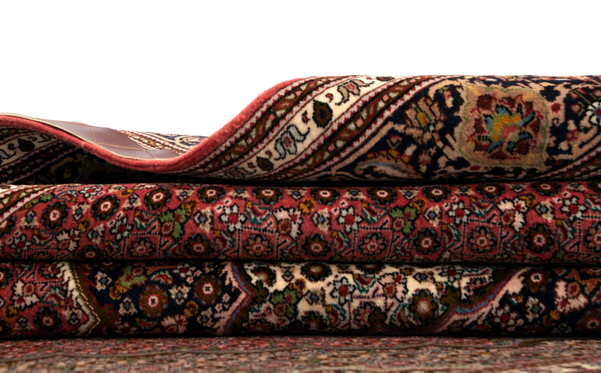 203x150 Tabriz Mahi