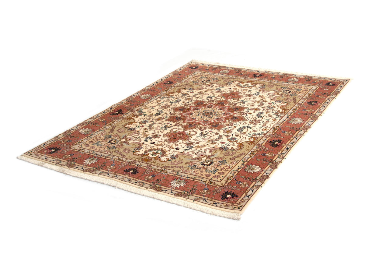 205 x 152 Täbriz mit Seide