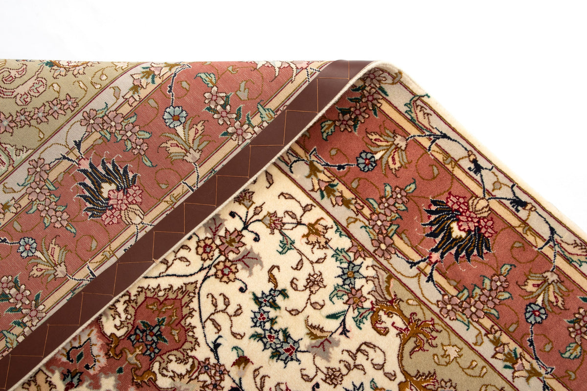 205 x 152 Täbriz mit Seide