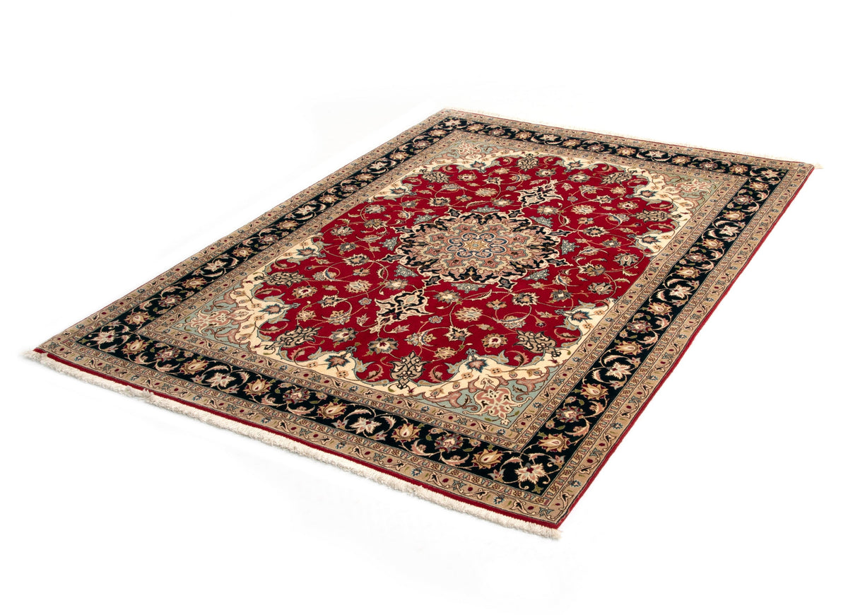209 x 152 Täbriz mit Seide