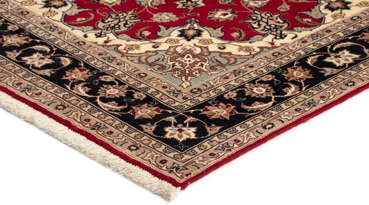 221x145 Tabriz con seta