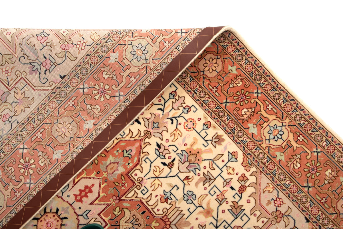 205 x 155 Täbriz mit Seide