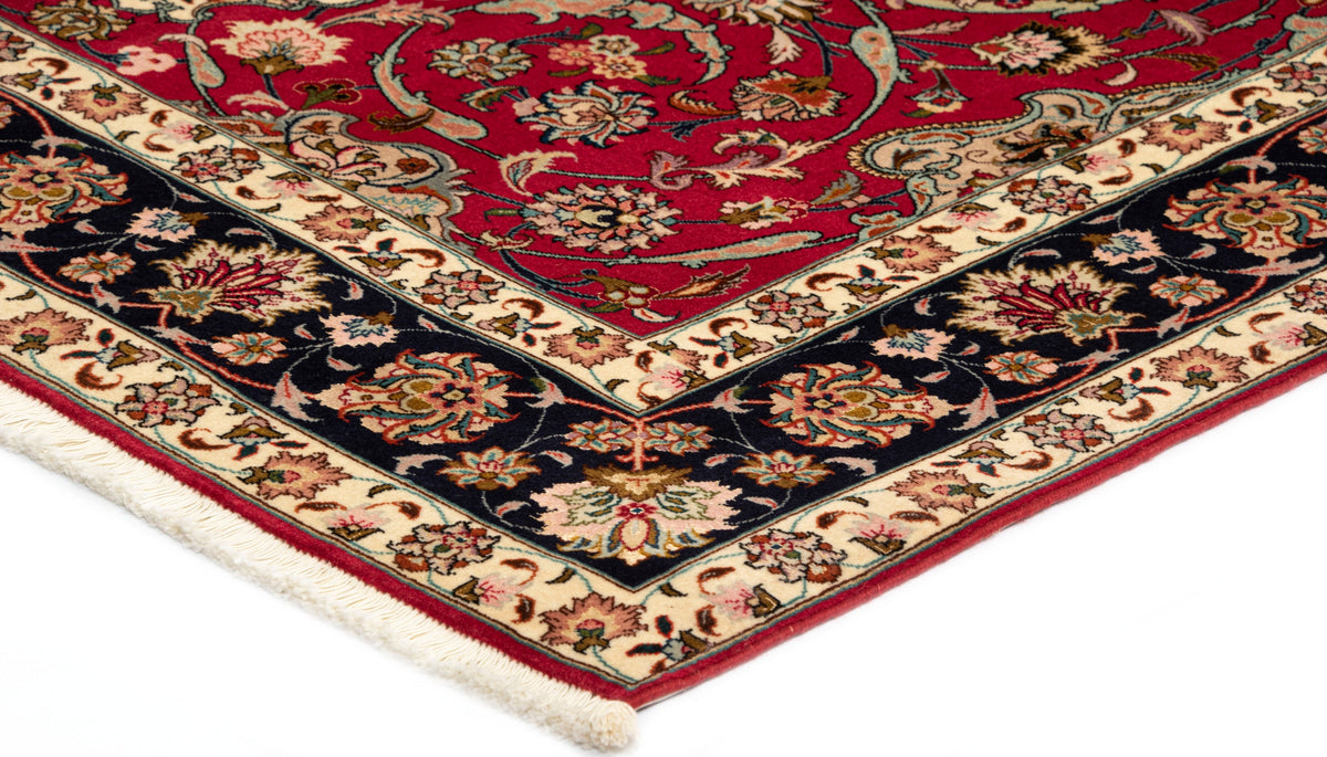208 x 153 Täbriz mit Seide