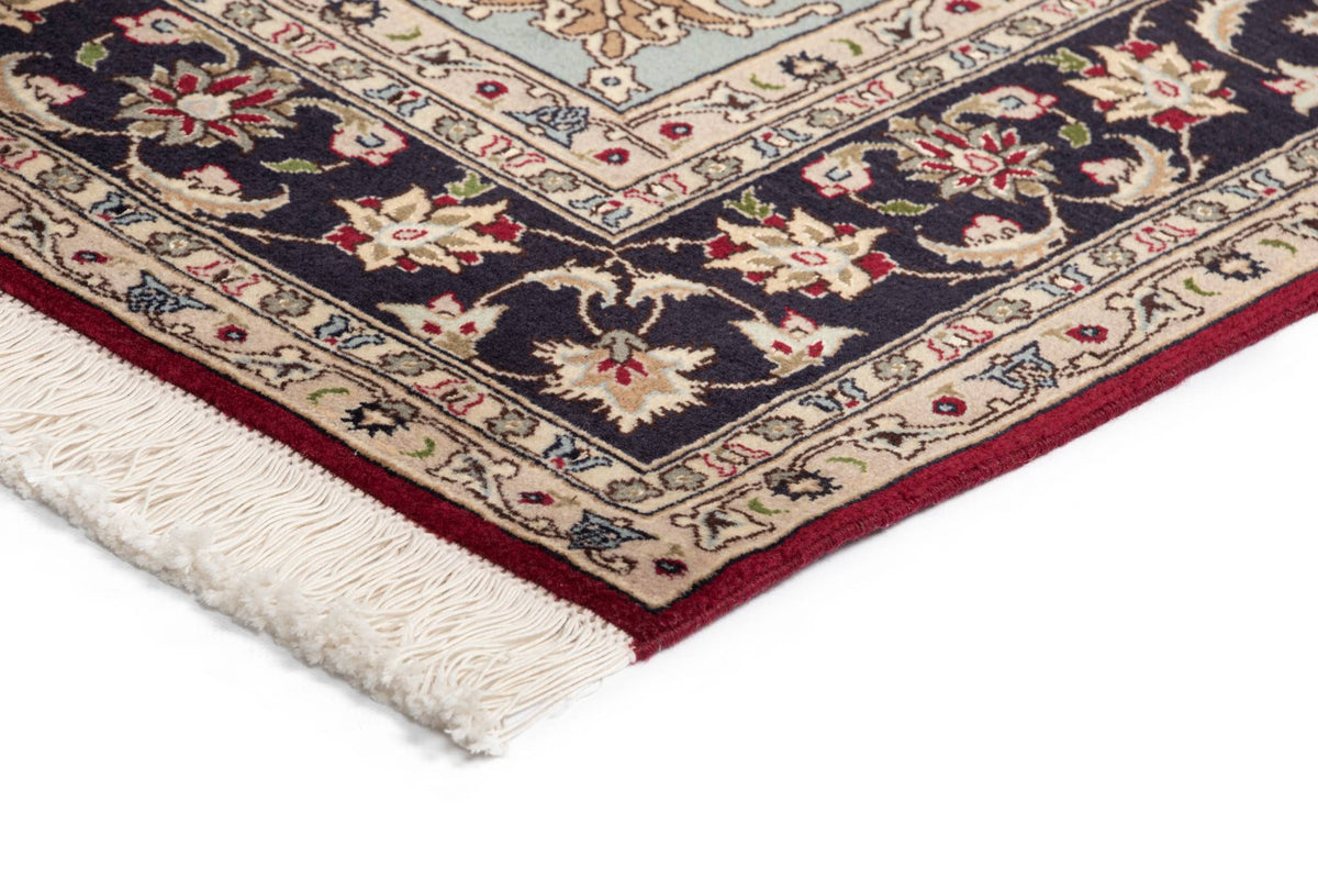 206 x 153 Täbriz mit Seide