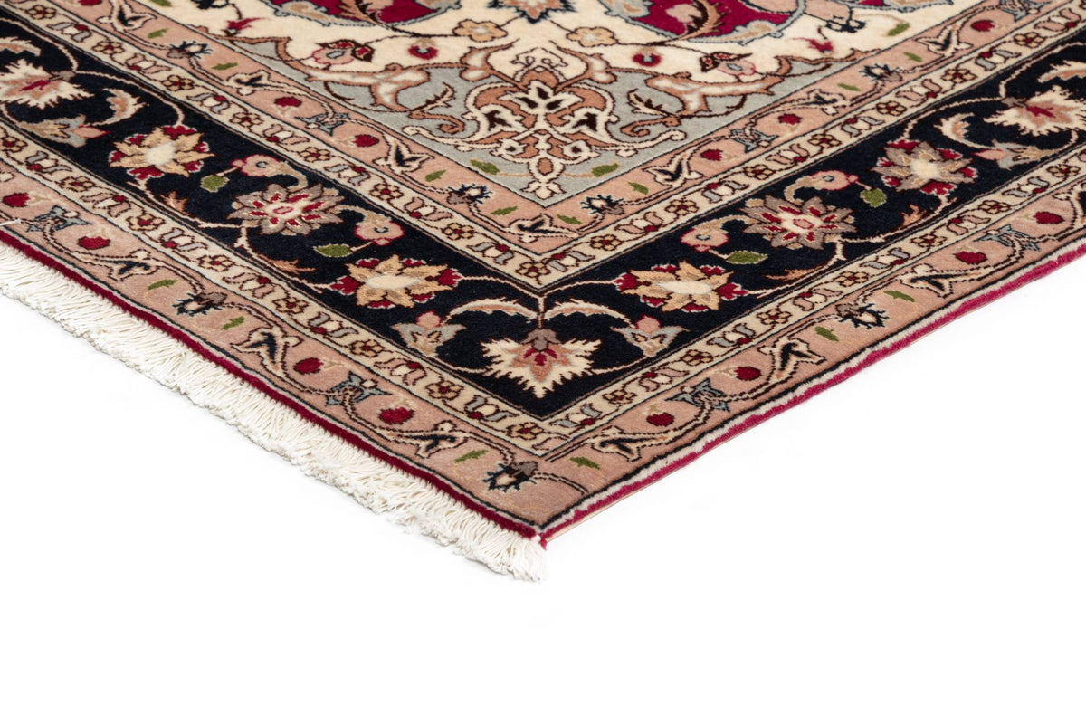201x150 Tabriz con seta