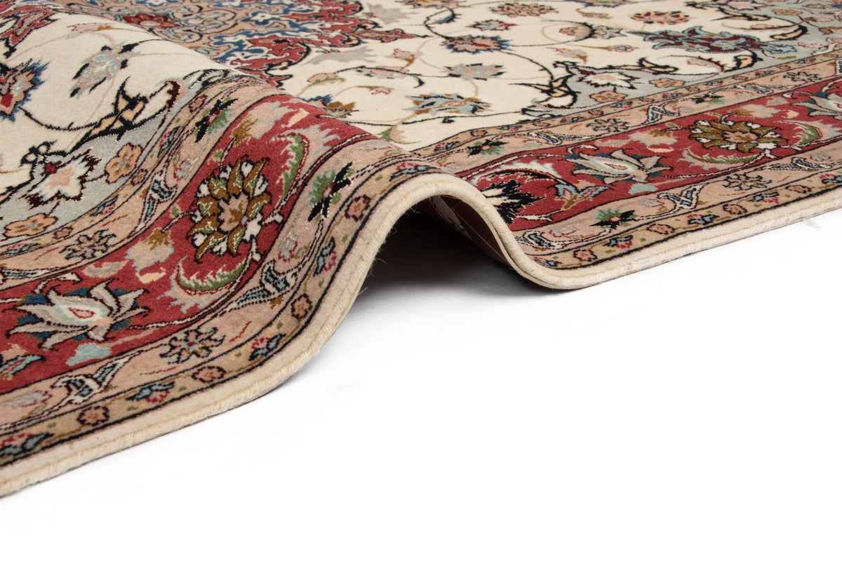 148x103 Tabriz con seta