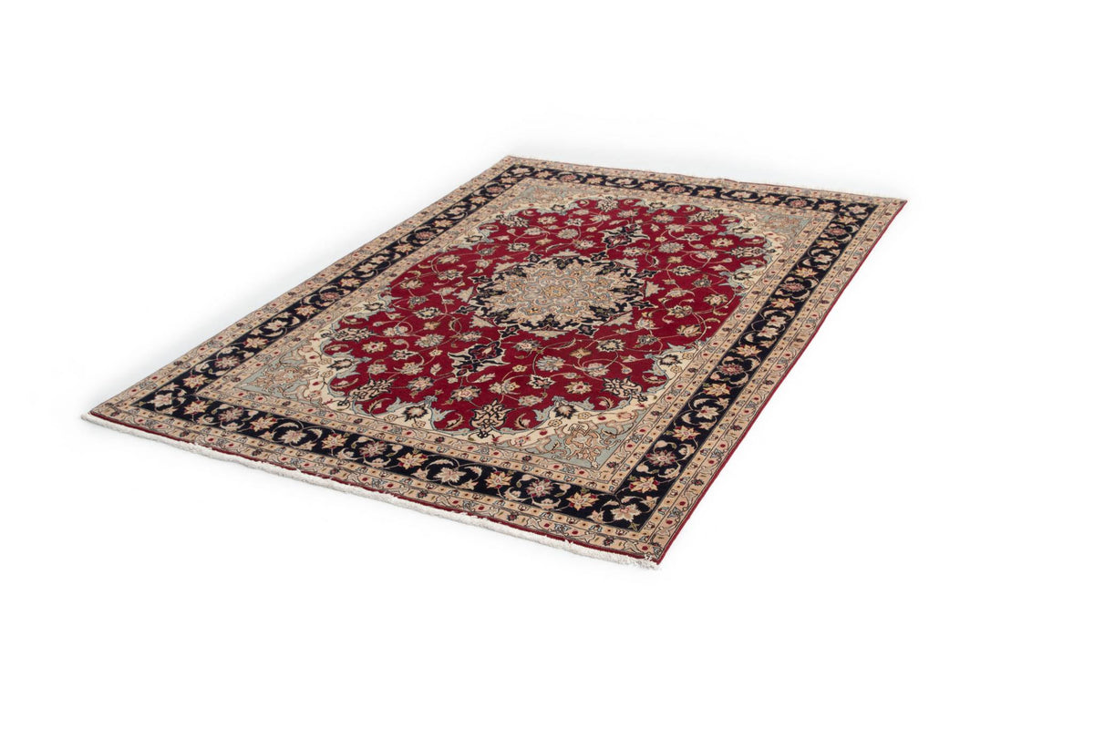 154x101 Tabriz avec soie