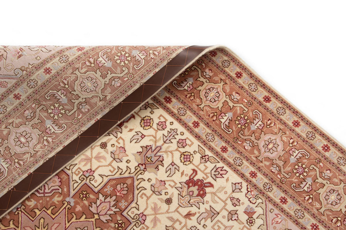 200x112 Tabriz with silk