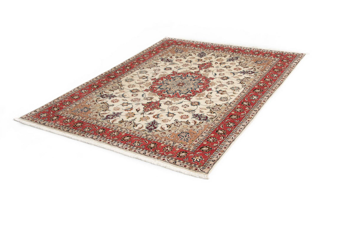 206 x 151 Täbriz mit Seide