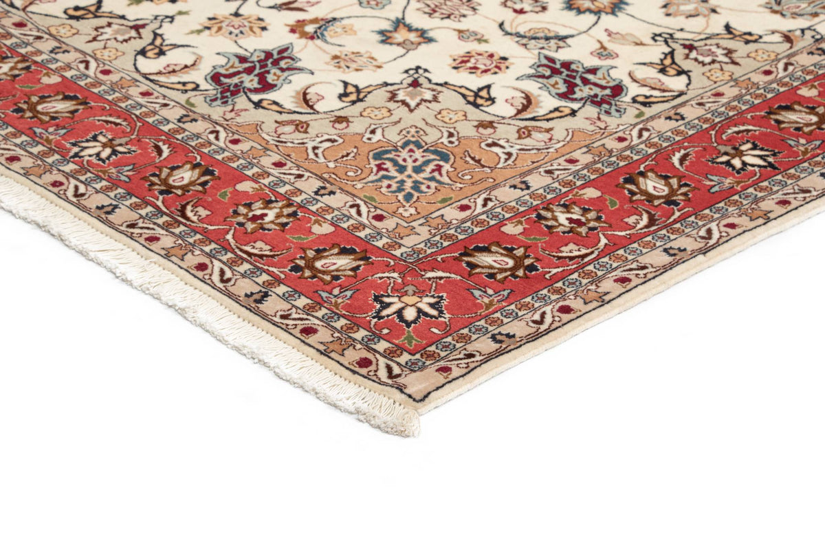 206 x 151 Täbriz mit Seide