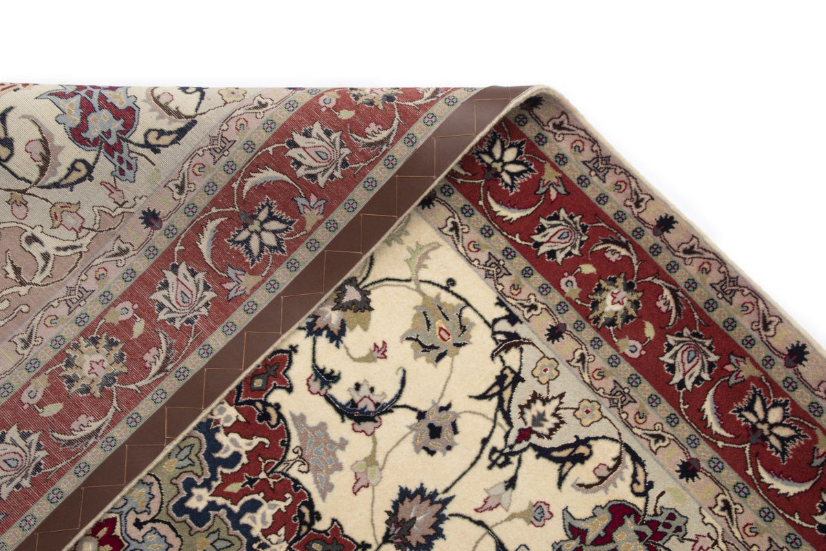 209 x 154 Täbriz mit Seide