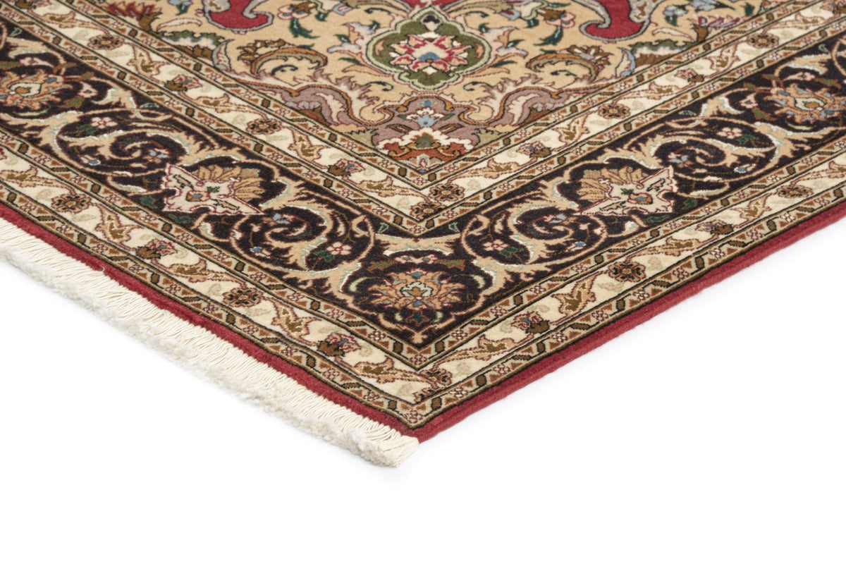 205x158 Tabriz con seta
