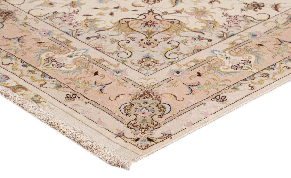 214x147 Tabriz sur et avec de la soie