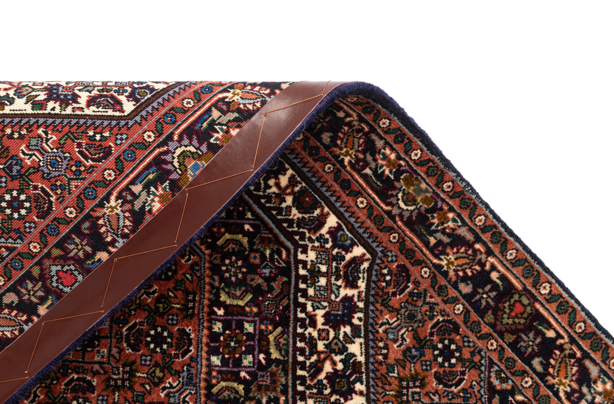 105 x 77 Bidjar