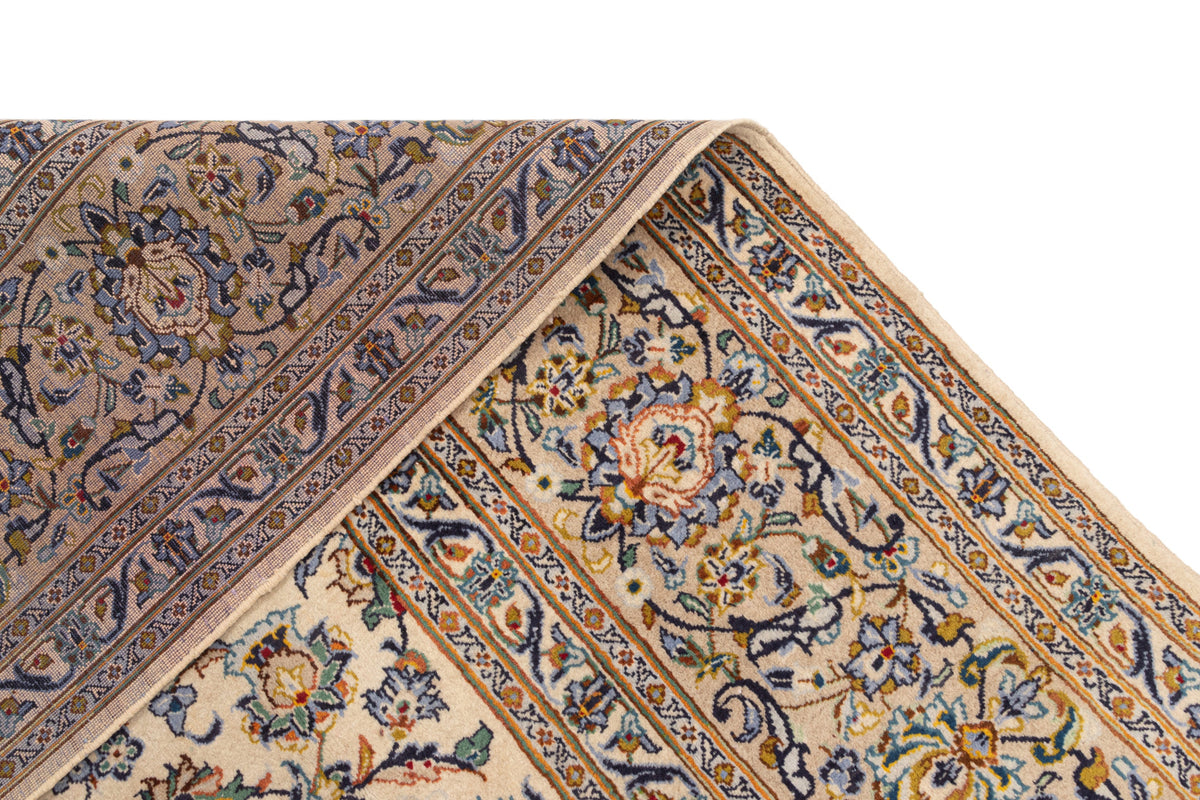 421 x 300 Keshan